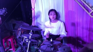 Tàu Anh Qua Núi - Rock Nghe Phiên Bản Mới Cực Đã - Ni Ni Drum Cover