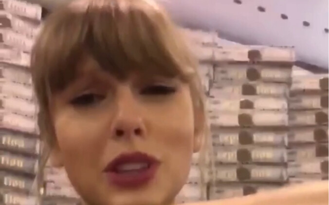 Taylor, are you being cute? So adorable!