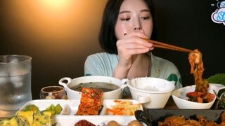 Bữa cơm đầy ắp thức ăn đủ chất dinh dưỡng 7 #amthuc