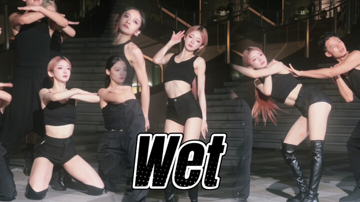 ลุกมาแรงเกินไป วันฝนตกหนักได้เป็นแดนเซอร์ให้ JYP