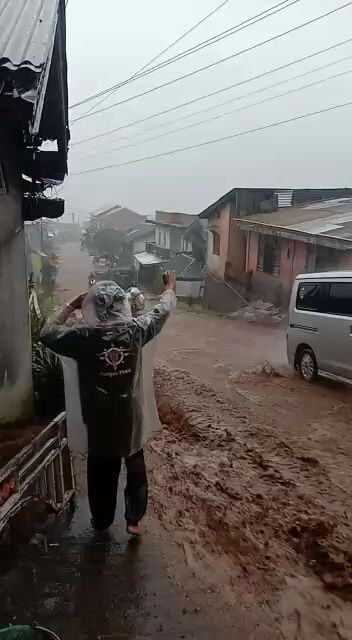 banjir bandang