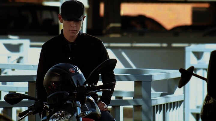 North Korea's Youngest Assassin Goes Undercover in a High School... But Nobody K