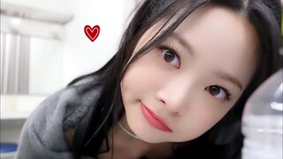 16岁第一次尝试坐飞机的妹宝vlog, 已被可爱狠狠拿捏！