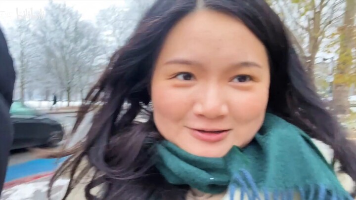 Salju pertama di London sungguh indah! Adikku berbohong tentang punya anak perempuan lagi! Ayo kita 