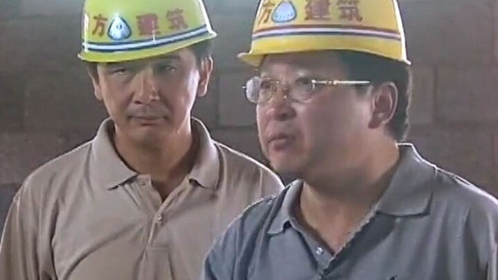 工头拿铁丝冒充钢筋，小伙举报给了老板，不料此事正是老板安排的