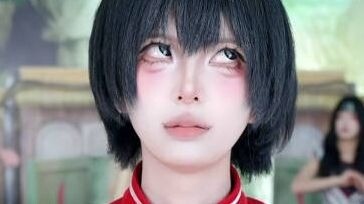 اتضح أن التربة السوداء هي بالفعل سوداء مثل كوكاكولا، فرفع عينيه باشمئزاز.