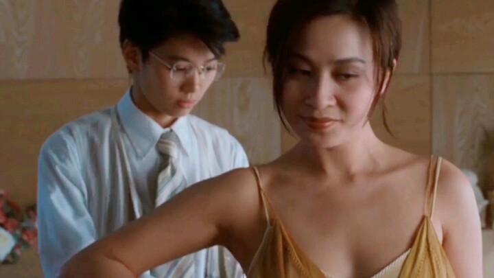 “Bagaimana Aku Pakai Baju Cowok demi Shipperan dan Ngefans, Tapi Malah Membubarkan CP Idolaku” — “Ji