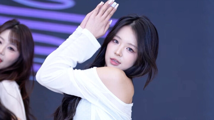 I could watch this god-tier opening that stabs right into my heart a million more times.