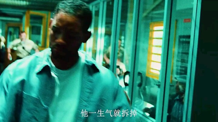 100个监狱防弹门，他每天拆掉99个 全民超人  #科幻片