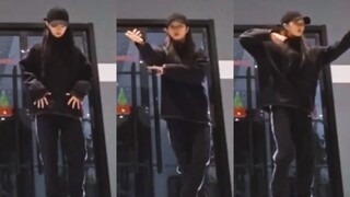 【Liu Xening】The person in this stock footage is Brother Ning—so handsome! Douyin update (200828)