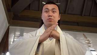 6点50通告，第1次饰演神仆弟子，盒饭鸡米花嚼着像棉花，白菜没洗干净