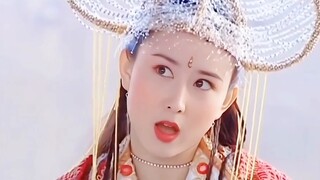 Dari keenam versi Raja Kerajaan Wanita tersebut, versi manakah yang lebih Anda sukai?