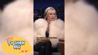 Miley chia sẻ về hình xăm đầu tiên cùng với Pete Davidson