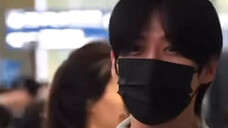 Lee Minho's failure in facial recognition at the airport made Chan laugh!