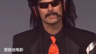 他是外网第一游戏主播，却在直播中多次击杀中国队友