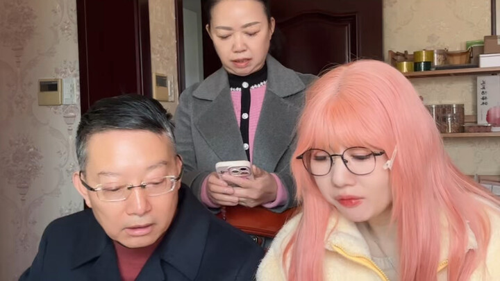 Xui quá, ba mẹ đã học cách dùng DeepSeek rồi!