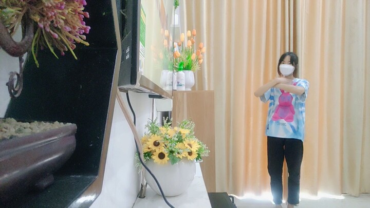 nhảy cùng mình nha?cute