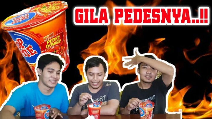 MENANTANG PEDESNYA‼️ NYOBAIN POP MIE PEDES DOWER - Review Makanan