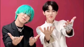 Click to watch the 2C group contestants from Boy's Planet and Teacher Zhang Hao interacting with eac