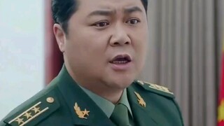 排长的父亲竟是参谋长。