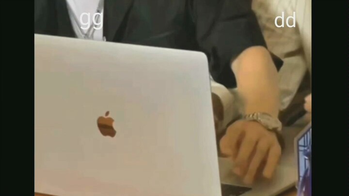 Bo Jun Yi Xiao (Did you find this hidden candy?)