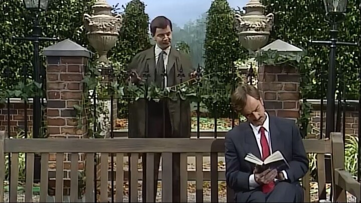 Mr Bean's SWIMMING POOL CHAOS! _ Classic Mr Bean