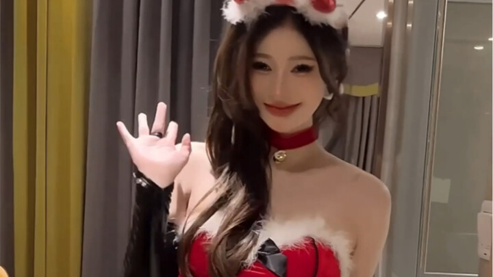 Buku Harian Cinta: Rugi Banget Kalau Gak Nonton Pohon Natal Bareng Dia!