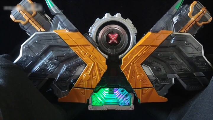 ของเก่าเมื่อสิบกว่าปีที่แล้ว รีวิวความทรงจำ Kamen Rider w Ultimate Eagle ง่ายๆ