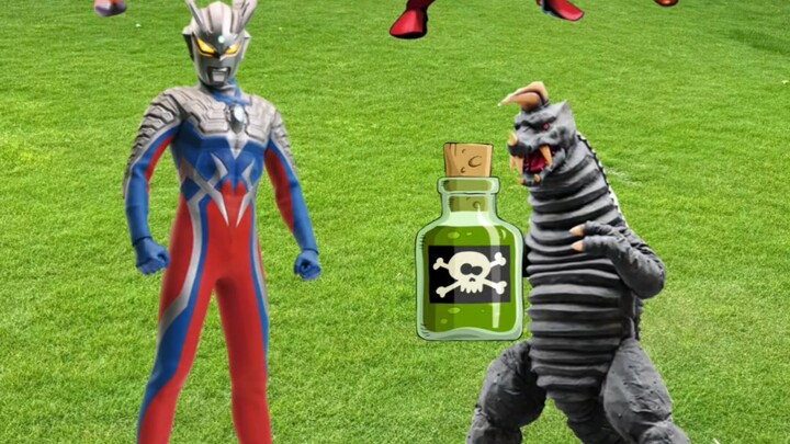 Ultraman Zero meminum racun dan bermutasi