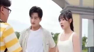 เกิดใหม่อายุ 18 ตื่นตาพิเศษ! ชาติที่แล้วตายเพร...กภรรยาหักหลัง ชาตินี้สารภาพรักดาวโรงเรียน! เสียงAi