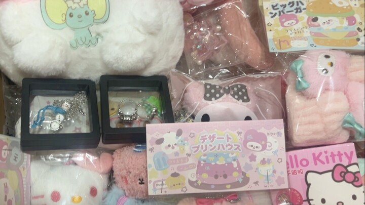 Little Bear Blind Spoon from Baby Ix