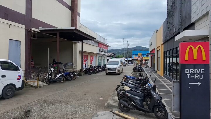 d Pearl express van drone shot