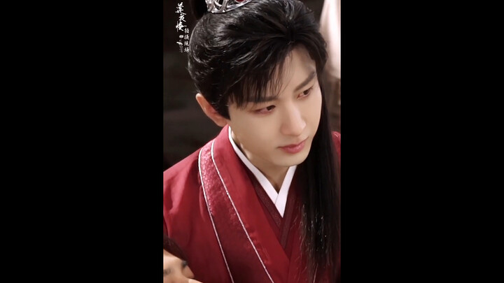 I already thought Li Xiangyi’s voice actor did a great job—until I watched these two behind-the-scen