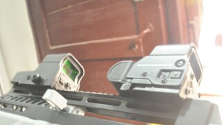 The correct way to use plastic sights (doge) (the video is a toy, for entertainment purposes only)