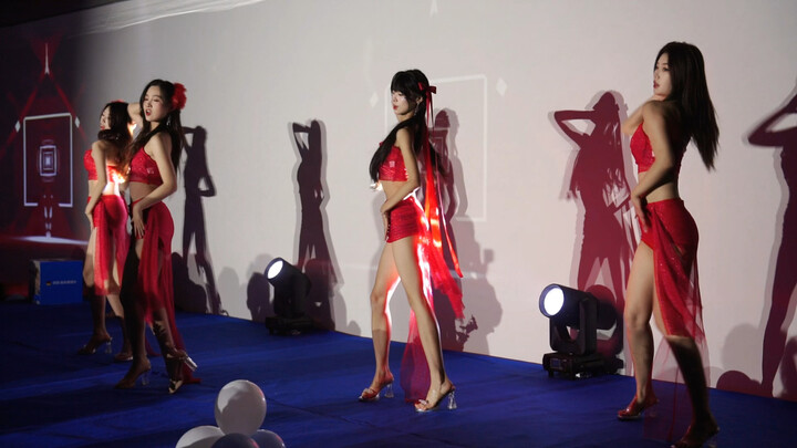 Hiện trường biểu diễn hội nghị thường niên