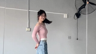 بوب! طالبات الثانوية يرقصن إعادة رقصة، جئت متأخرًا فأحضرت تذكرة إضافية