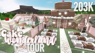 Bloxburg | Tour | Cake Wonderland - Pingu's B-day Surprise