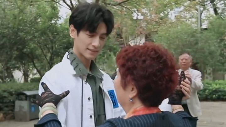 【Luo Yunxi】Ini pasti “langit-langit menantu” di hati ibu mertua, kan!!