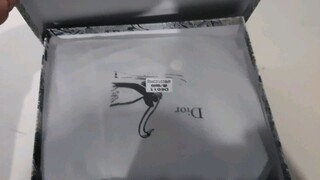 unboxing  unisex  sling bag by dior