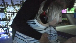 دخل الأب إلى البث المباشر وقبل xQc وضرب صدره بشكل متواصل