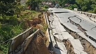 musibah jalan amblas - sulteng - kab.poso