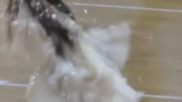 Em gái khóa dưới vẫn ổn định phát huy sức mạnh