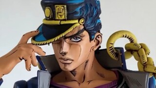 Masukkan jiwa ke dalam figur Jotaro