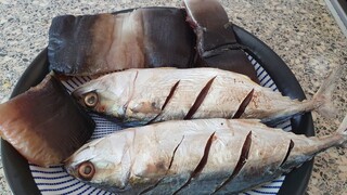 วิธีทำปลาทูเค็มปลาดุกแดดเดียวปลอดสารพิษง่ายๆ(ทอดน่ากินมากๆ)