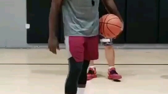 【บาสเกตบอล】ใกล้เคียงกับหลักการมวย