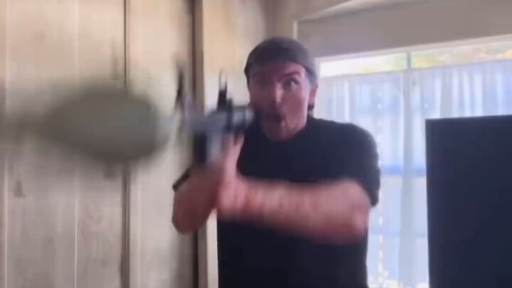 When you're in a horror movie, but Jack Sound Effect