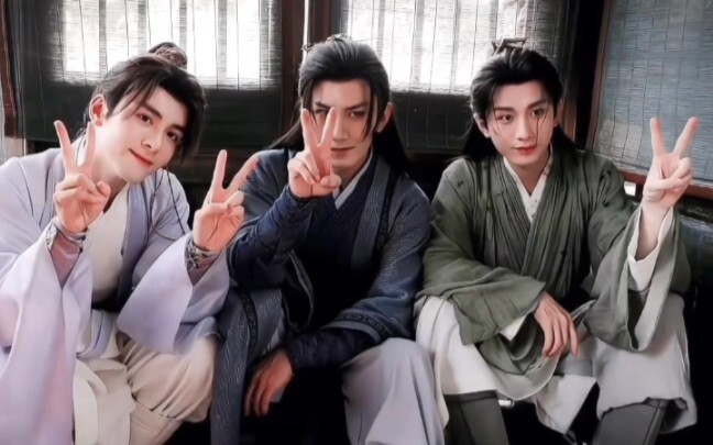 In an interview for “The Lotus Casebook,” Zeng Shunxi said the three of them have a truly magical on