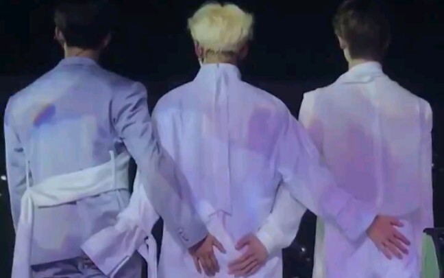 【SEVENTEEN】ฉันจะหัวเราะจนตายอยู่แล้วกับพวกนายสามคนนี่ ฮ่าๆๆๆๆ