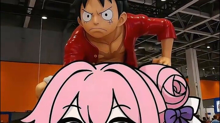 Doro gặp Cheshire tại một hội nghị truyện tranh, và Cheshire thực sự đã tặng Doro...