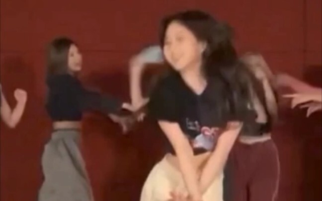 سأحزن إذا لم ير أحد هذه اللقطة لنمكس وو هاييوان